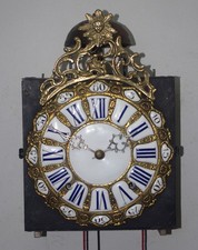 Comtoise mit  Kartouchen - Um