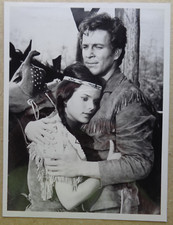 Karl May Pressefoto Winnetou und das Halbblut Apanatschi Uschi Glas Götz George