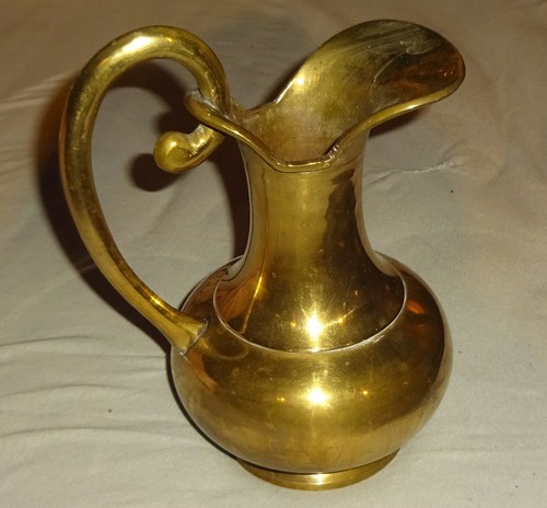 Wunderschöner krug aus - wunderschöner,