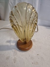 Schöne Vintage Muschellampe