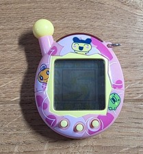 Tamagotchi V4.5 Special Asia Shell mit Licht