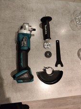Makita DGA504 18V Akku