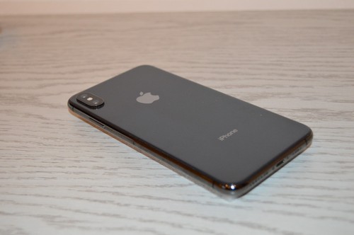 Excellent iphone max - -,