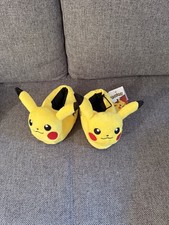 Hausschuhe Pokemon Pikachu, Gr. 29, warm gefüttert 