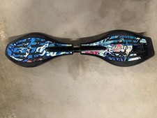 Waveboard Mit Buntem Print