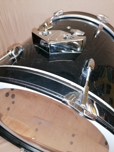 Bassdrum musicstore - bassdrum, "musicstore"
