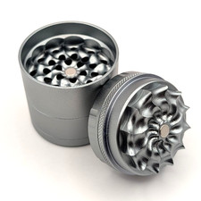 Zahnloser Grinder Black Leaf