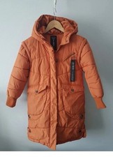 Mädchen 13y langer gesteppter