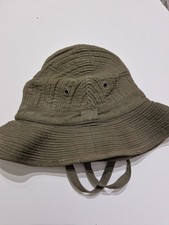 Olivgrüner Tropenhut –