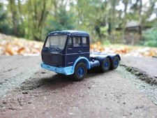 Wiking 3-Achs Sattelzugmaschine Mercedes NG80 Modell - H0 1/87