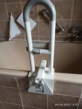 Badewanneneinstiegshilfe für Senioren 