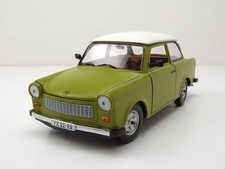 Trabant 601 grün weiß