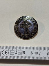 Anstecknadel Schildform mit