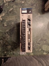 YASKAWA SGD7S-2R8AA0A Servo
