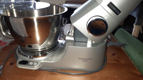 Kenwood titanium chefbaker - kenwood,