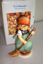 (3047) Hummel Goebel Figur