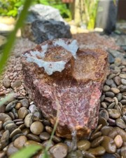 Quellstein Bachlauf Marmor Flamingo L42cm Naturstein Gartenbrunnen Springbrunnen