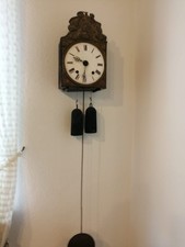 Antike Wanduhr mit Schlagwerk