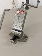 Maschinenschraubstock 2 Achsen, dreh- und schwenkbar