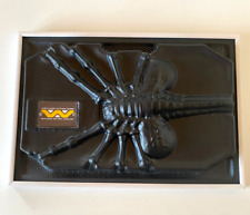 Alien Facehugger Relief- Wandbild Weyland-Yutani-Corp. 47 x 31,5cm