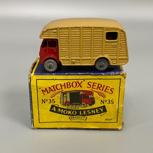 Marshall horse box mk7 - marshall,