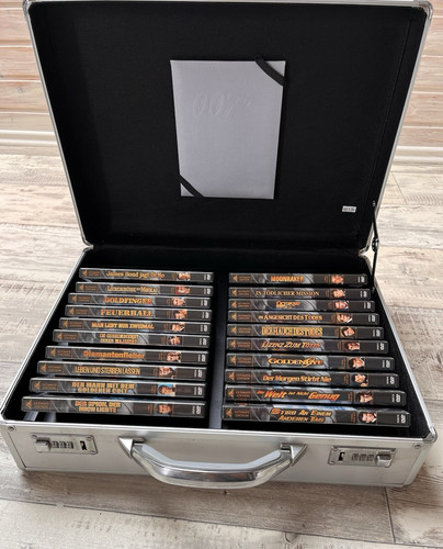James bond 007 ultimate - james,