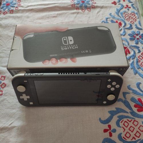 Nintendo switch lite - switch,