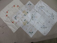 Tischdecke 80x80cm Weihnachten, gestickt