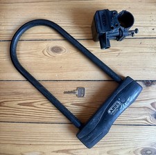 ABUS Fahrrad U-Bügel-Fahrradschloss 46/150 HB + 1 Original Schlüssel + Halterung