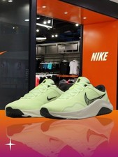 NIKE LEGEND ESSENTIAL GR 46 UK