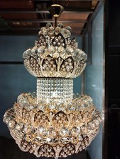 Gigantischer Kristall Kronleuchter aus Messing mit 2874 Kristalle 
