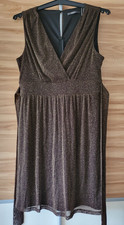 Braunes, kurzes Partykleid mit