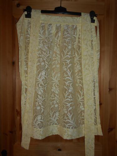 Zartgelbe dirndl schürze - ♥,