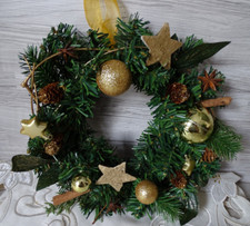 Schöner Türkranz-gold/natur-ca. 24 cm -Wand Kranz m.Sterne,Zapfen,Kugeln...