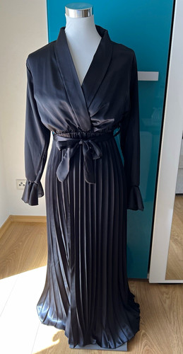 Neu mit etikett - etikett:, satin