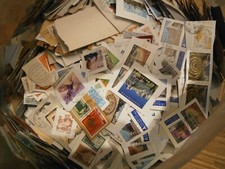 Schweiz / Helvetia Kiloware mit neueren Sondermarken 100g / ca. 300 Marken