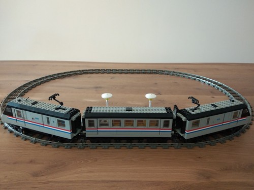 Lego train metroliner - lego, 9v