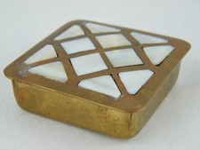 alte Messing Deckeldose Pelmut