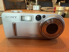 Sony CyberShot DSC-P9  -  CCD Sensor  -  gebraucht