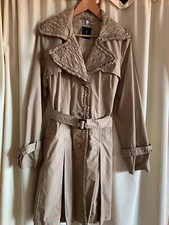 Beige Trenchcoat - French