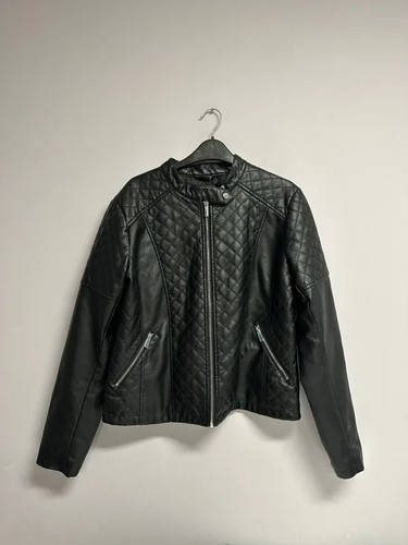 Schwarze kunstlederjacke von - schwarze,