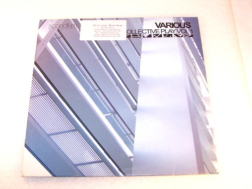 Varius collective play - /,