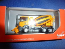 Herpa, Scania CG 17 6x6 Betonmischer-LKW, kommunalorange Nr. 309783