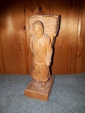 Figur- Holzfigur - Frau mit