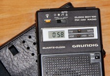 GRUNDIG CLOCK- BOY 100