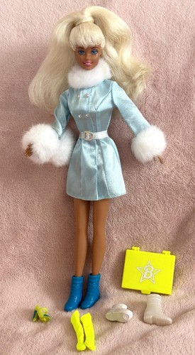Barbie movin groovin fashion - movin',