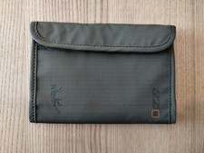 Tasmanian Tiger TT Passport Safe RFID Ausleseschutz Geldbeutel Portmonnaie, Oliv