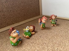 Ü-Ei Figuren Sammlung - Die Ötzis - Steinzeitmenschen - retro