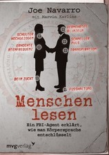 Menschen lesen Ein FBI-Agent