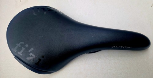 Aliante rennrad sattel - fi'zi:k,